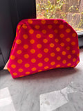 Gepunktete Strick-Clutch