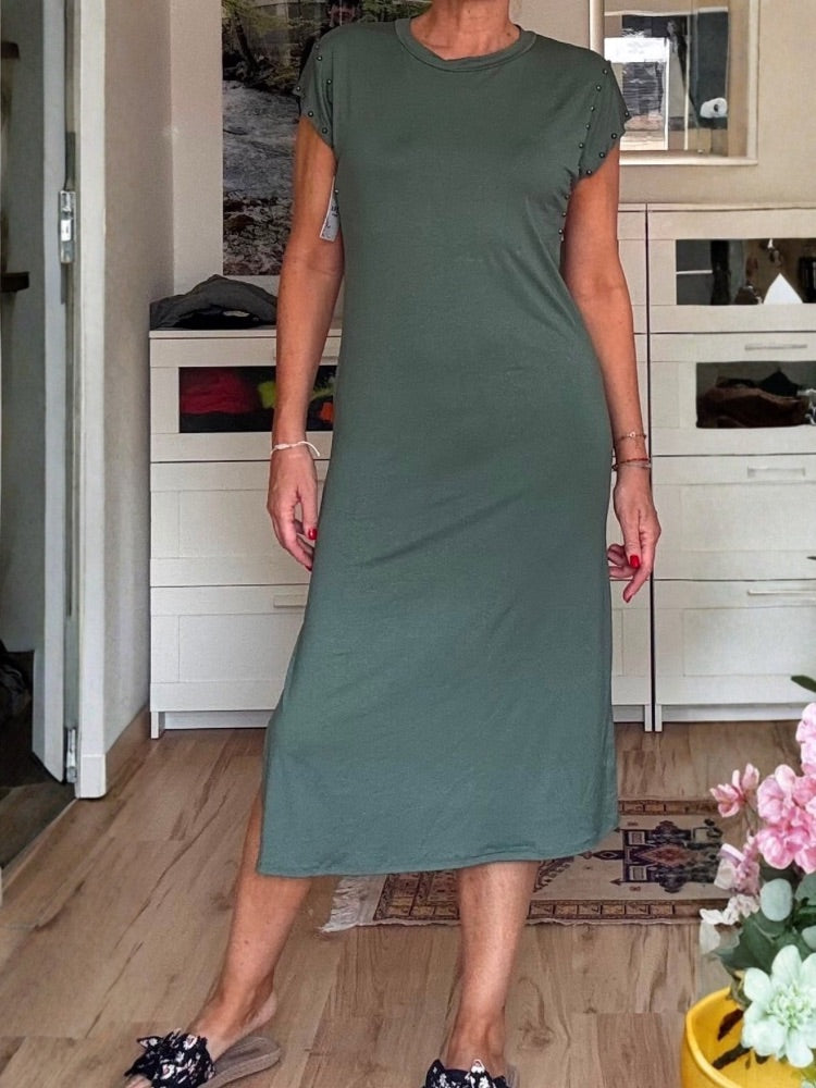 Kleid mit Nieten
